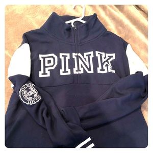 Pink -sweatshirt
